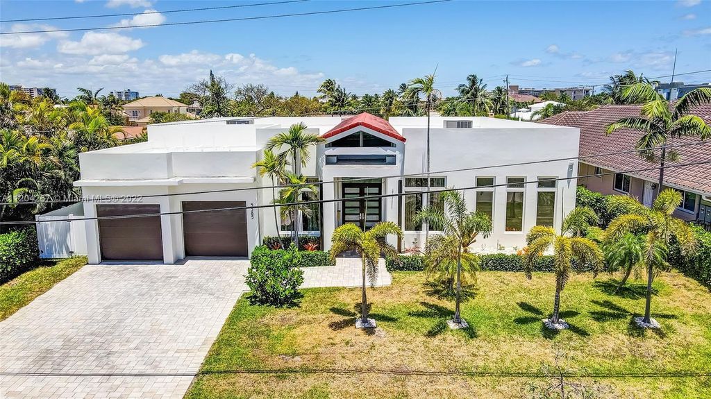 3365 NE 42nd Ct, Fort Lauderdale, FL 33308