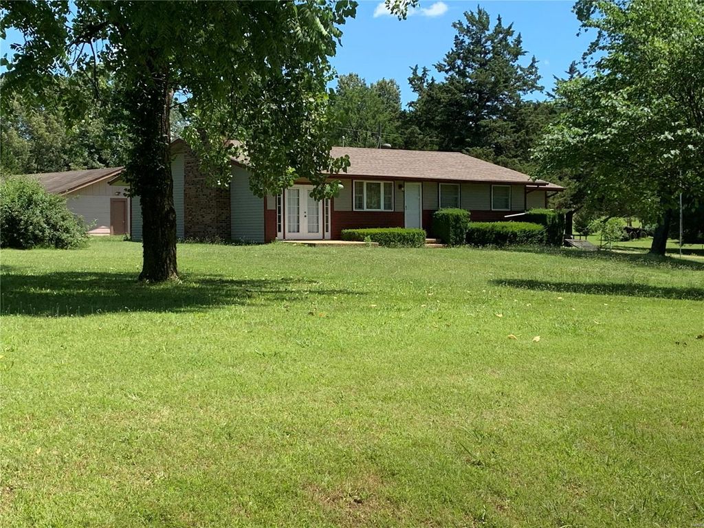 334 RR 3, Doniphan, MO 63935