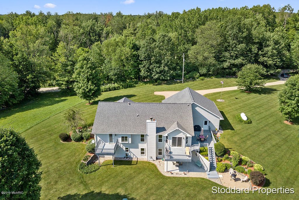 12500 12 Mile Rd NE, Greenville, MI 48838 Trulia