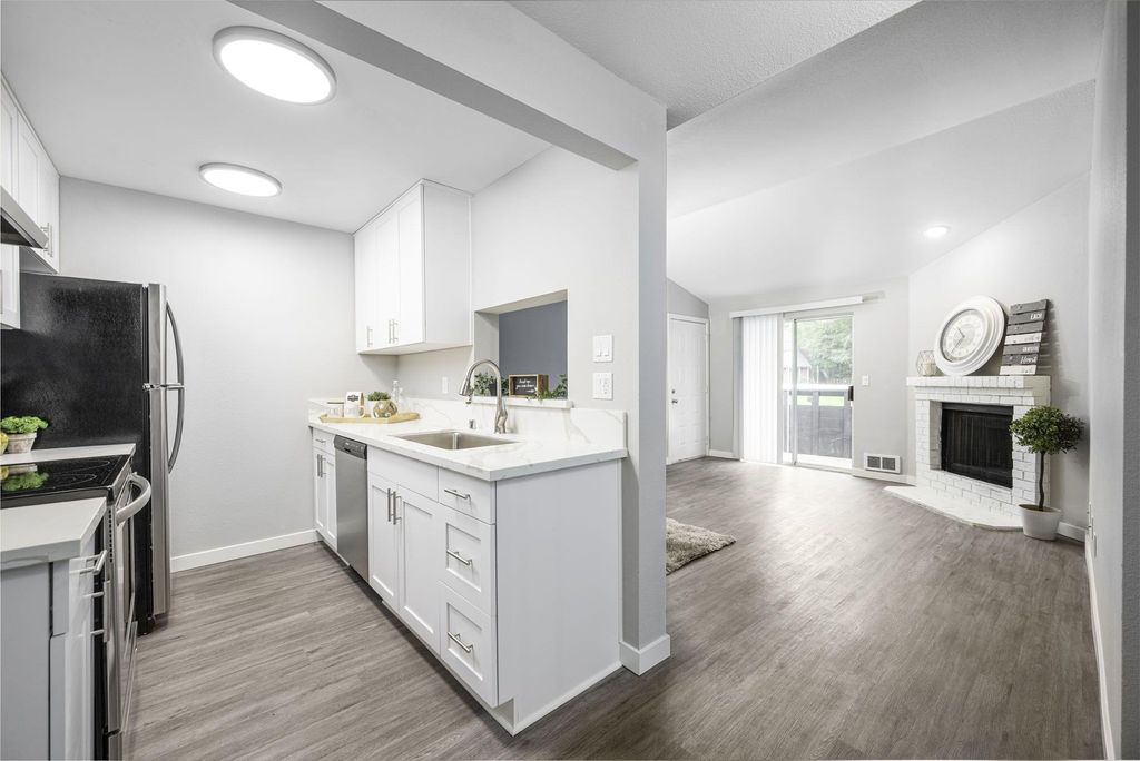 1324 Mill Creek Blvd #1C206, Bothell, WA 98012