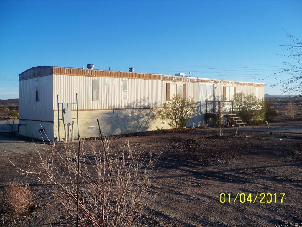 44903 Joshua Dr, Bouse, AZ 85325