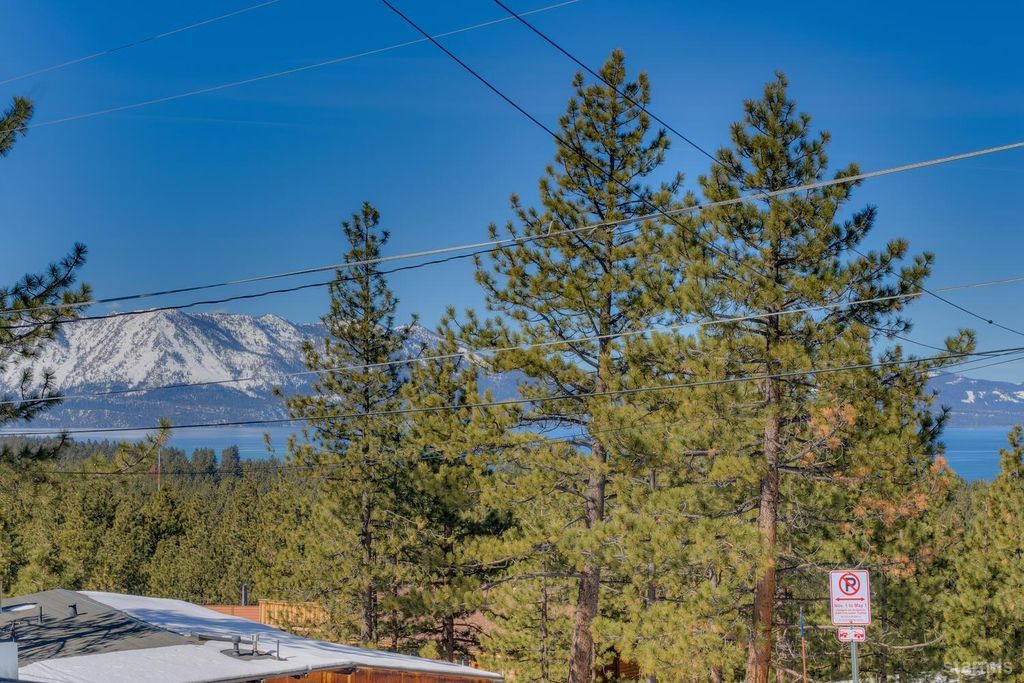 3770 Terrace Dr, South Lake Tahoe, CA 96150