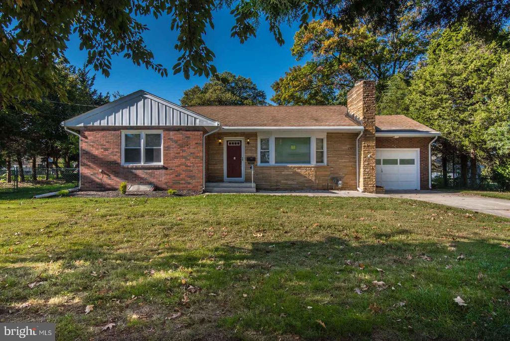 1405 Highland Ave, Riverton, NJ 08077