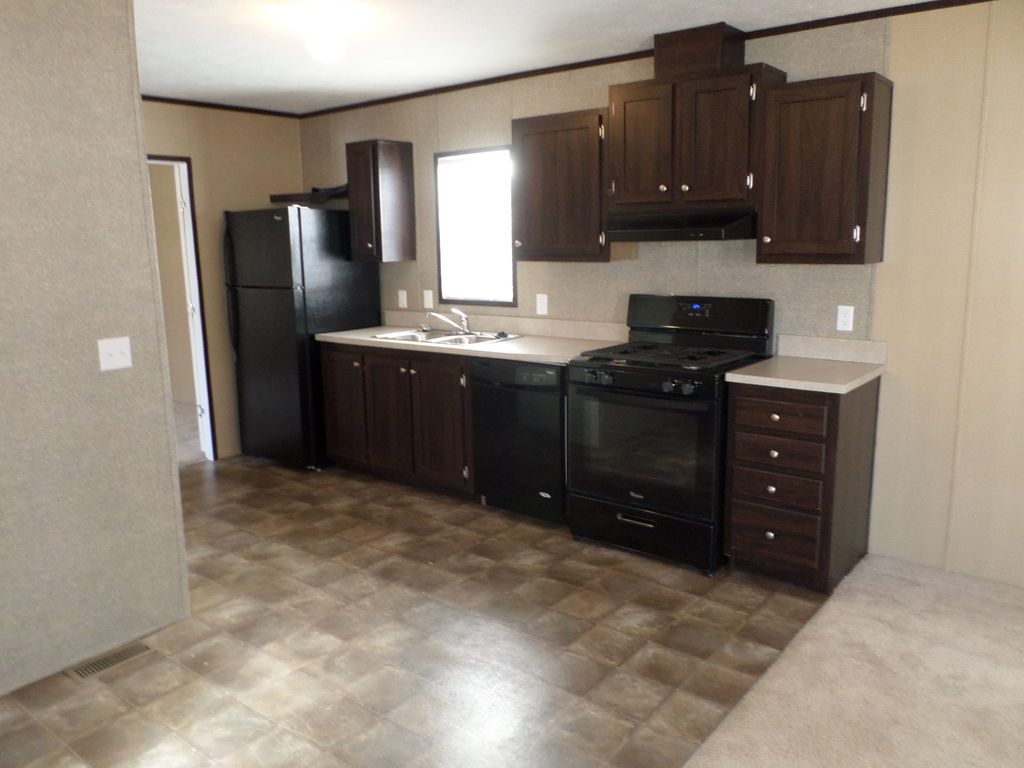 41021 Old Michigan Ave #A052, Canton, MI 48188