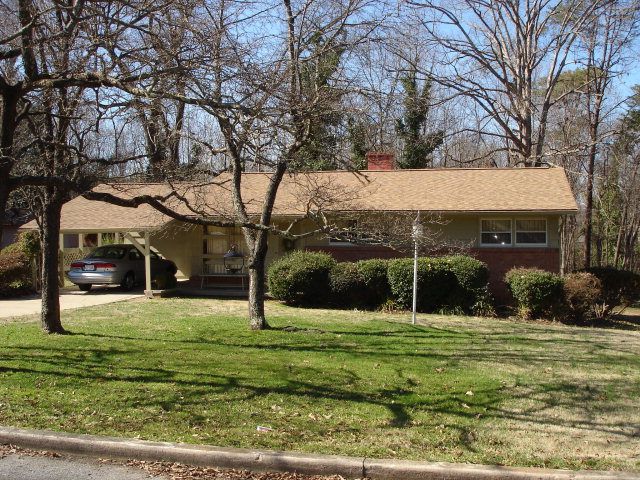 601 Roberts St, Eden, NC 27288