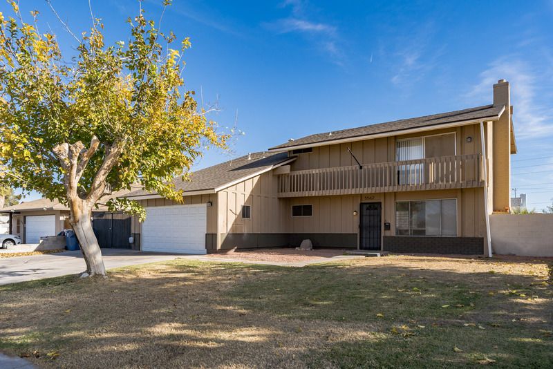 5562 Clydesdale St, Las Vegas, NV 89119