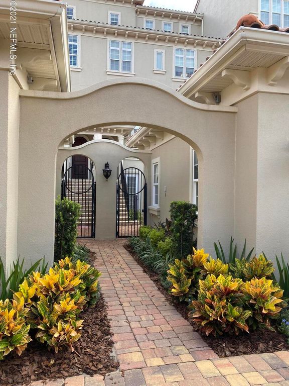 13896 Atlantic Blvd, Jacksonville, FL 32225