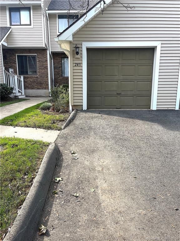 243 Foxboro Dr, Newington, CT 06111 Trulia