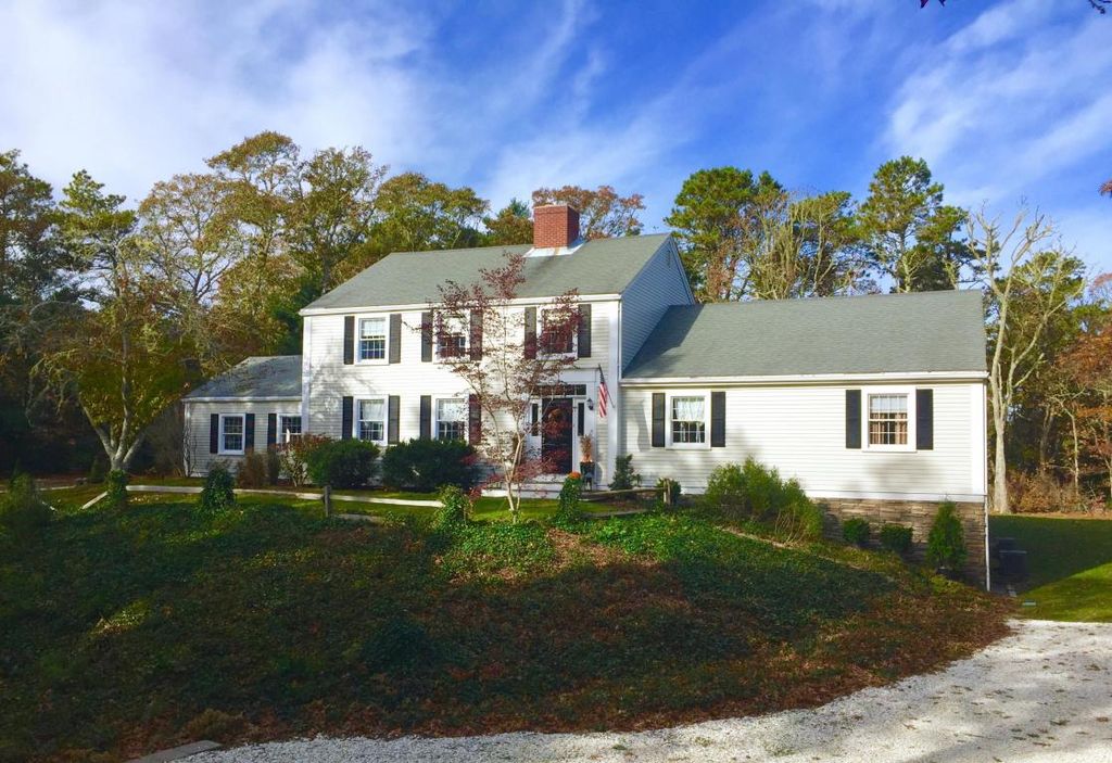 26 Forest Way, Orleans, MA 02653