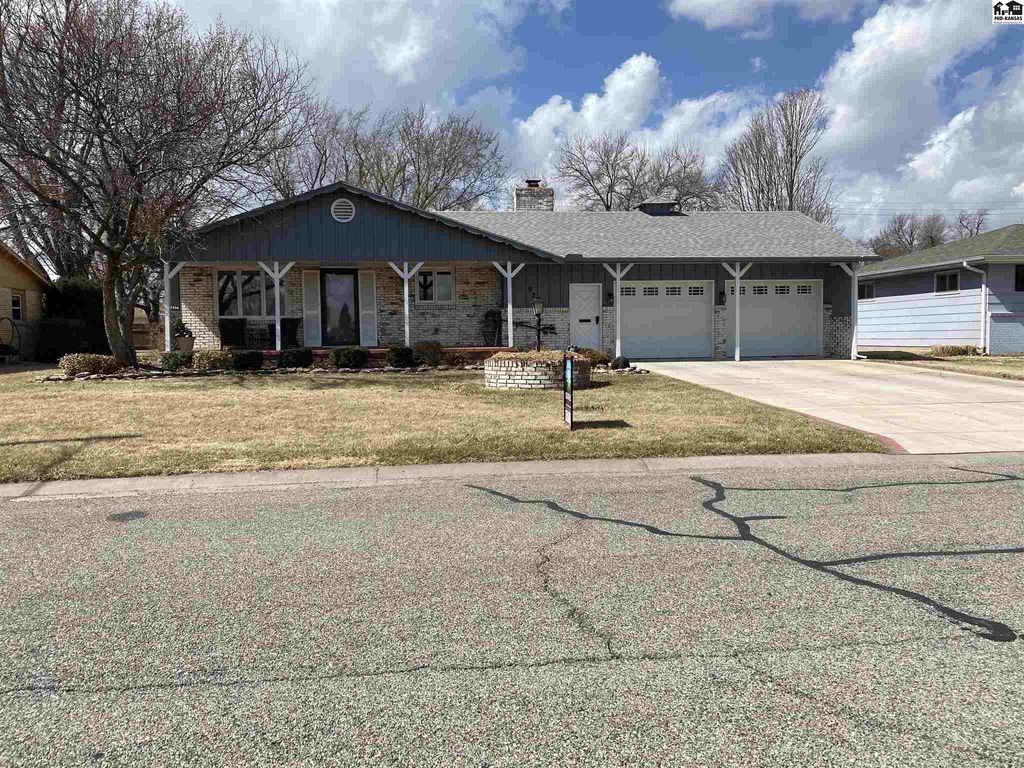 925 N High Dr, McPherson, KS 67460 Trulia