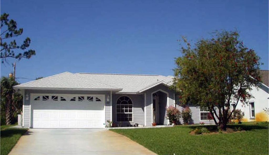 242 Fig St, Sebastian, FL 32958