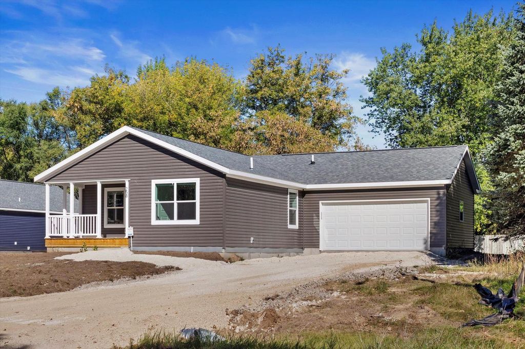 258 Connie DRIVE, West Bend, WI 53090 MLS 1895367 Trulia