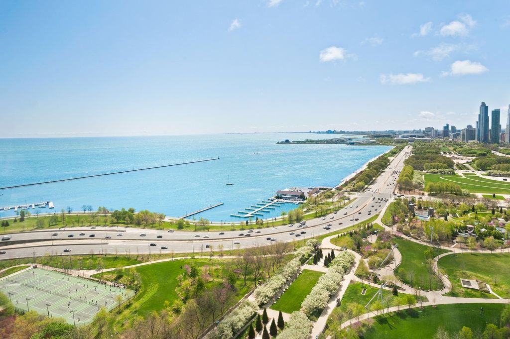360 E Randolph St #3003, Chicago, IL 60601
