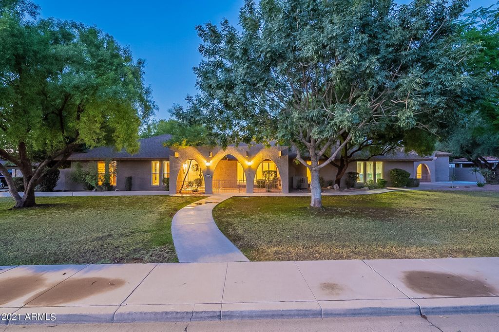 2226 E Hale St, Mesa, AZ 85213