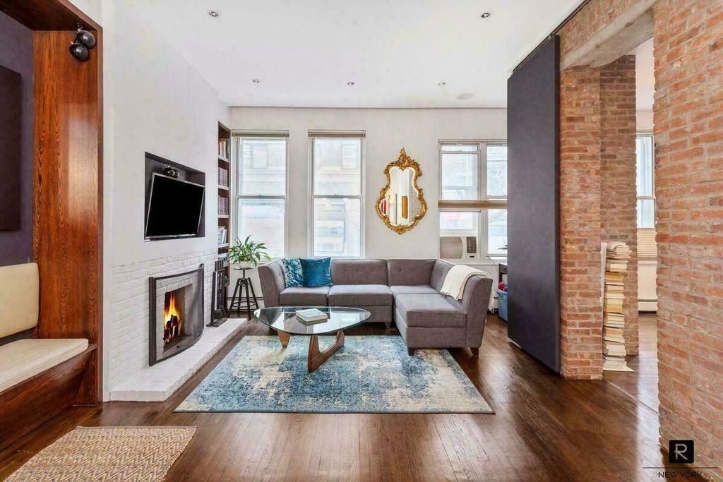 325 W 52nd St #1B, New York, NY - 2 Bed, 2 Bath Coop - 8 Photos | Trulia
