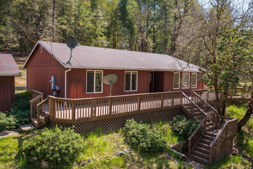 2850 E Evans Creek Rd, Rogue River, OR 97537 Trulia