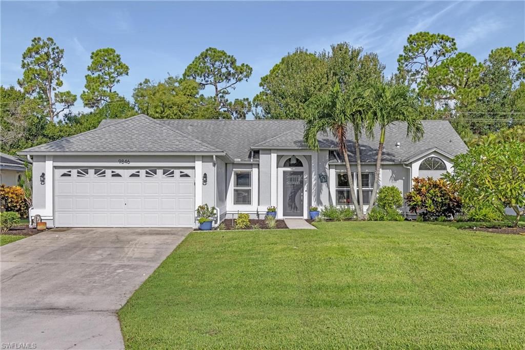 9846 Country Oaks Dr, Fort Myers, FL 33967