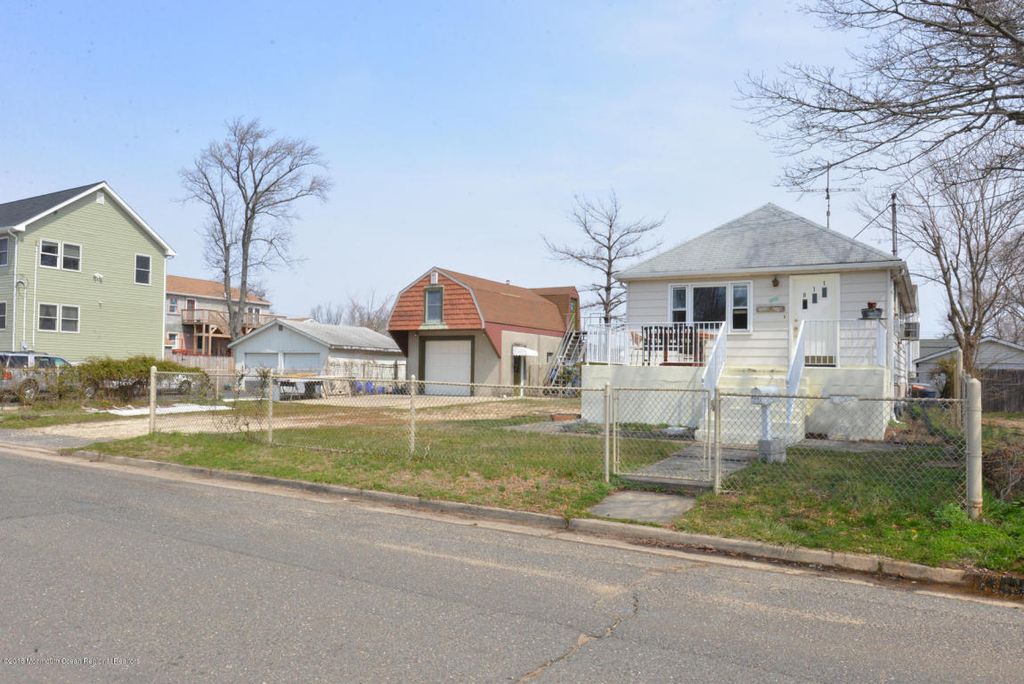 811 5th St, Union Beach, NJ 07735 Trulia