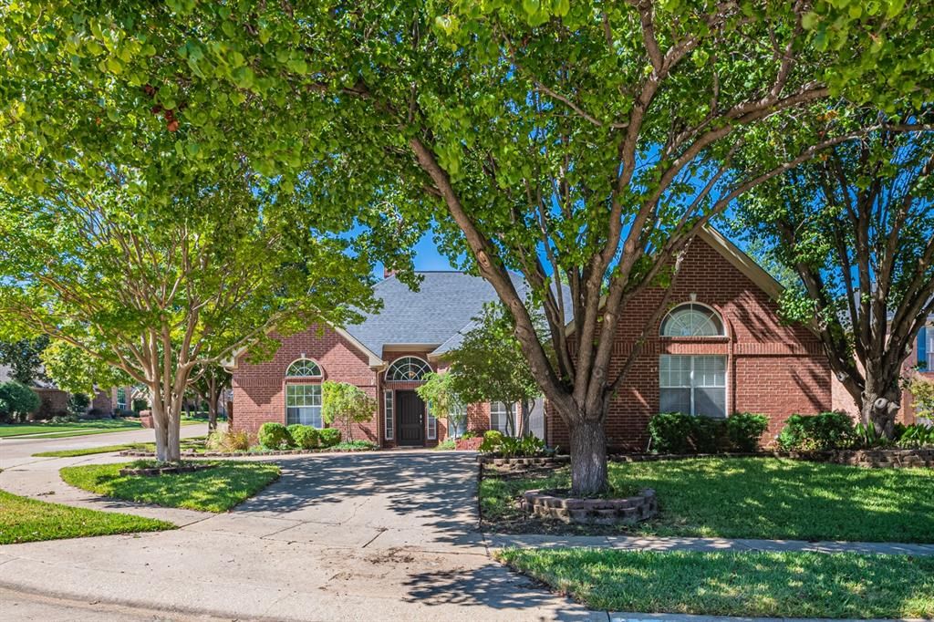 2008 Vintage Cir, Denton, TX 76210