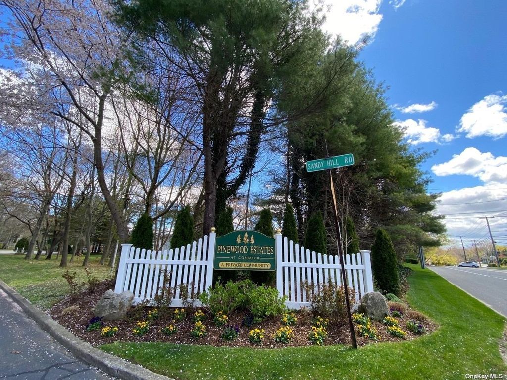 2 Sandy Hill Rd, Commack, NY 11725 Trulia