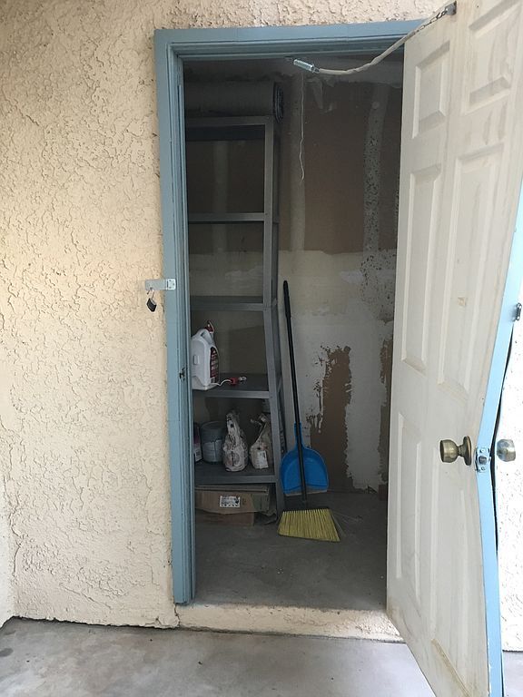 2596 W Ironcrest Dr, Tucson, AZ 85745