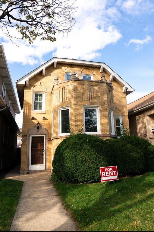5520 W Agatite Ave #2, Chicago, IL 60630