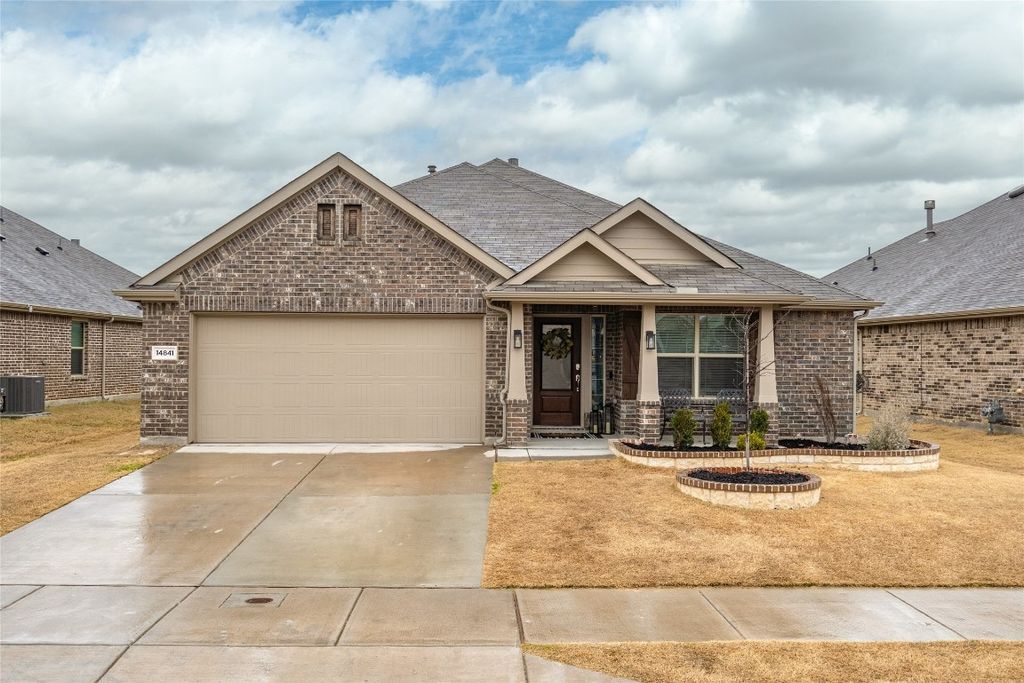 14841 Gilley Ln, Haslet, TX 76052