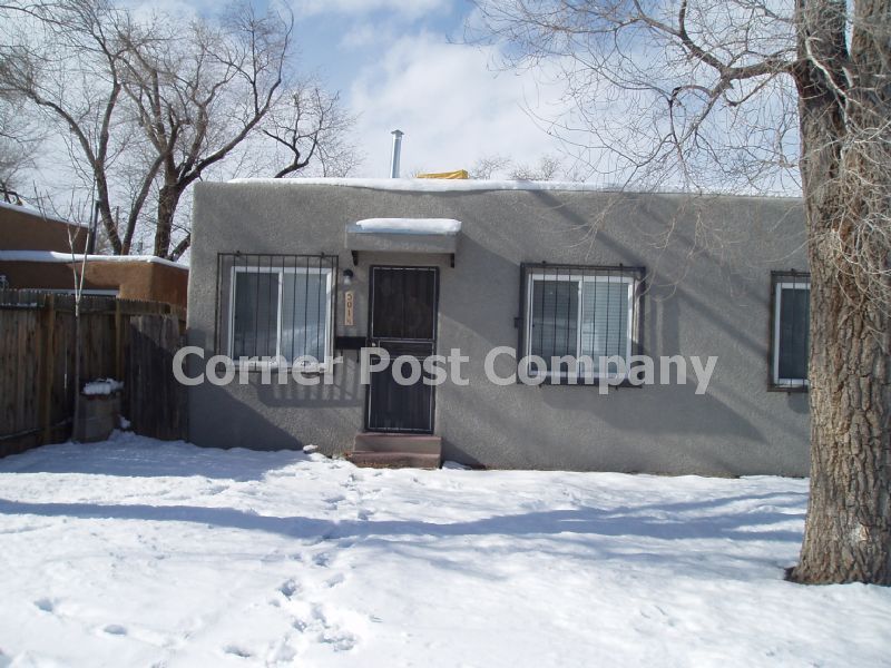 501 Vassar Dr SE, Albuquerque, NM 87106