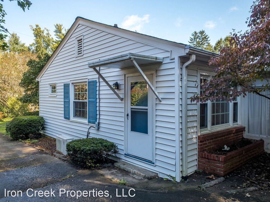 3 1/2 Forestdale Dr, Asheville, NC 28803