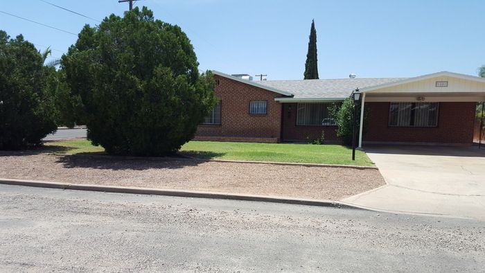 1801 N  Forgeus Ave, Tucson, AZ 85716