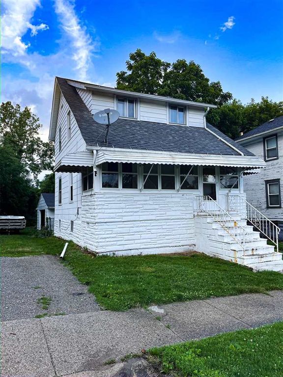 336 Adams St, Jackson, MI 49202