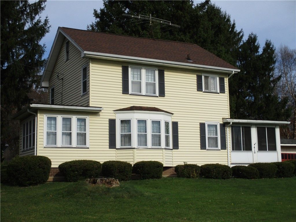 410 Paul Rd, Rochester, NY 14624