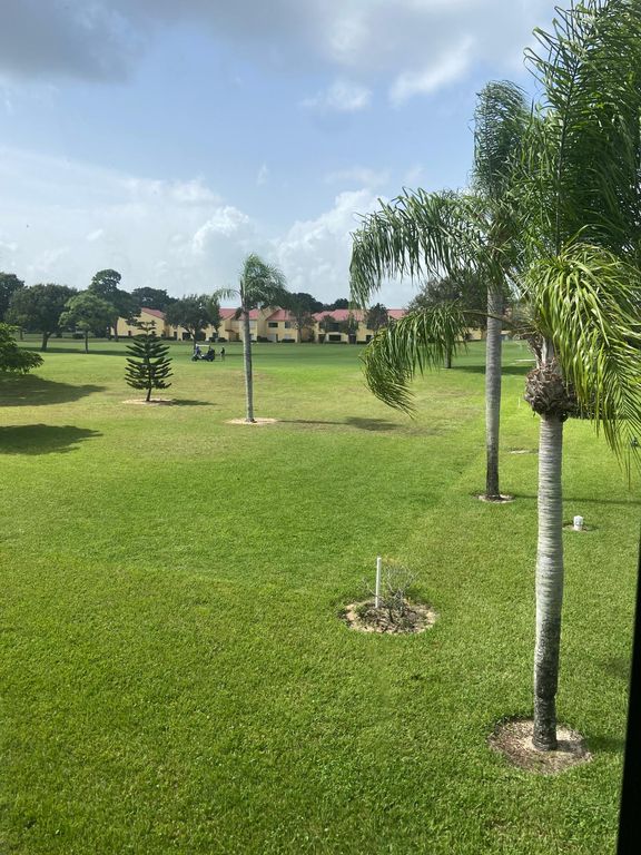 5413 SE Miles Grant Rd #G213, Stuart, FL 34997