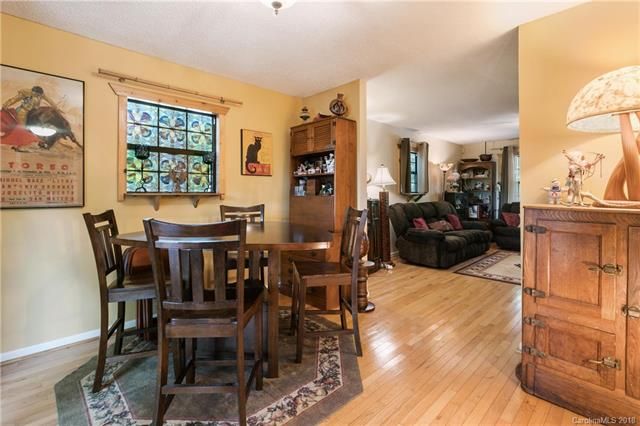 274 Brevard Rd, Asheville, NC - 3 Bed, 2 Bath Single-Family Home - 32