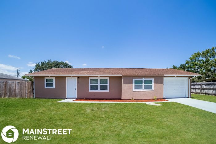 2285 Kent St NE, Palm Bay, FL 32907