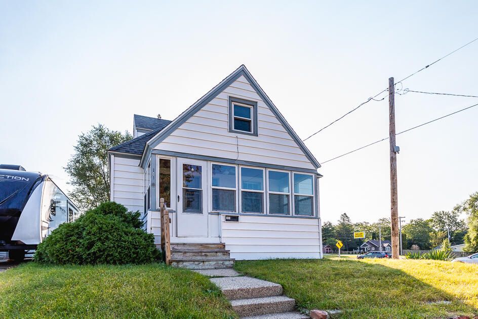 101 Myrlice Ct, Jackson, MI 49203