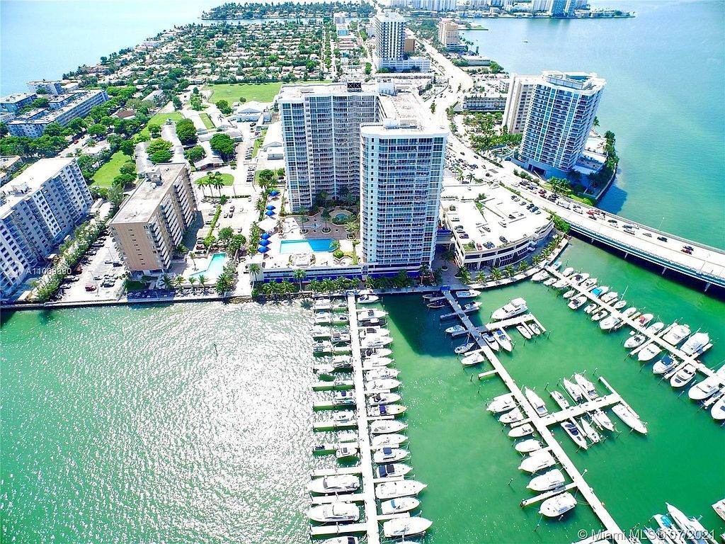 7601 E Treasure Dr #717, Miami Beach, FL 33141