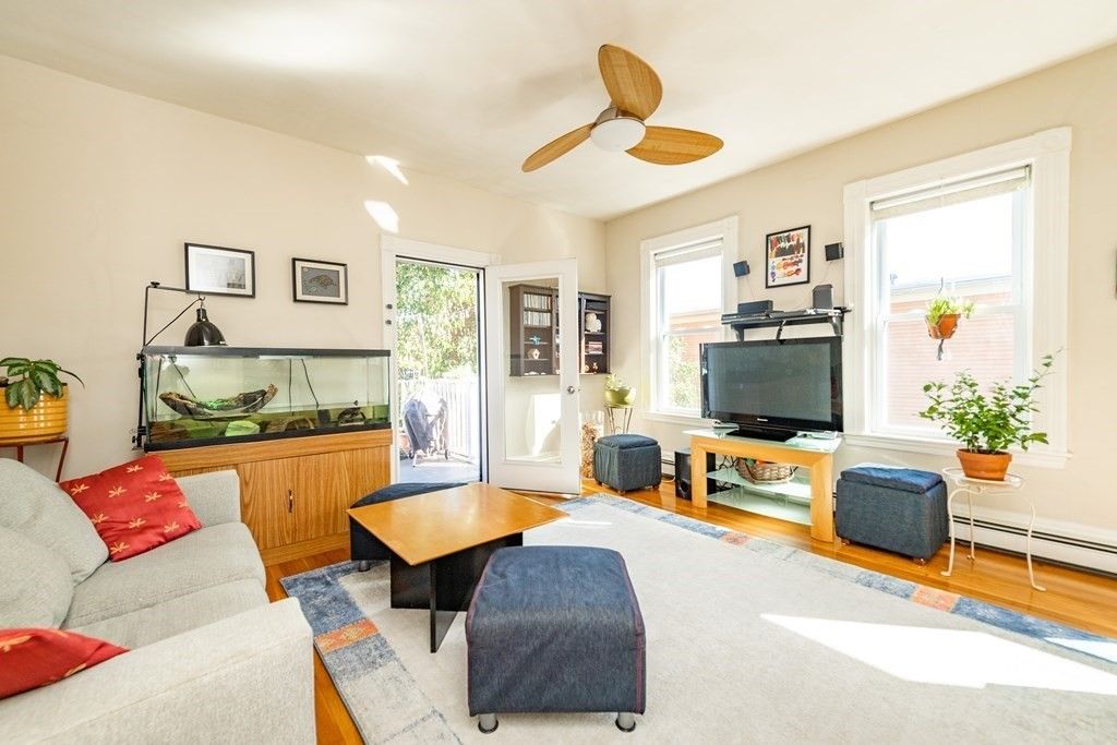 26 Danforth St #3, Jamaica Plain, MA 02130
