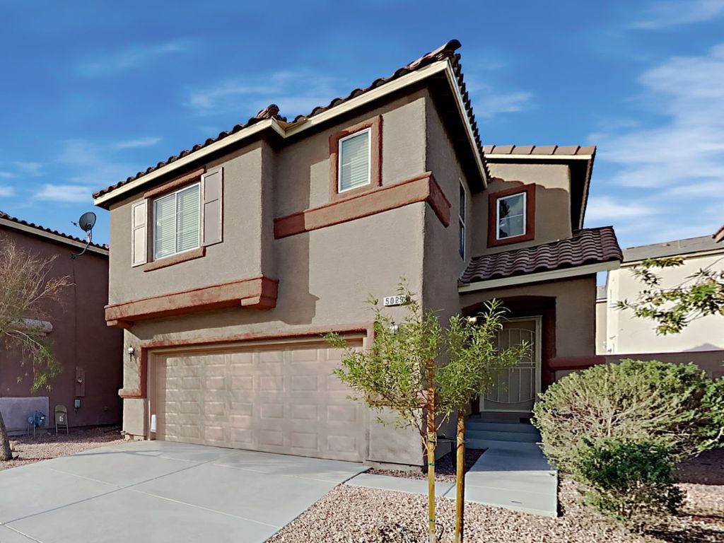 5029 Sagelyn St, Las Vegas, NV 89122