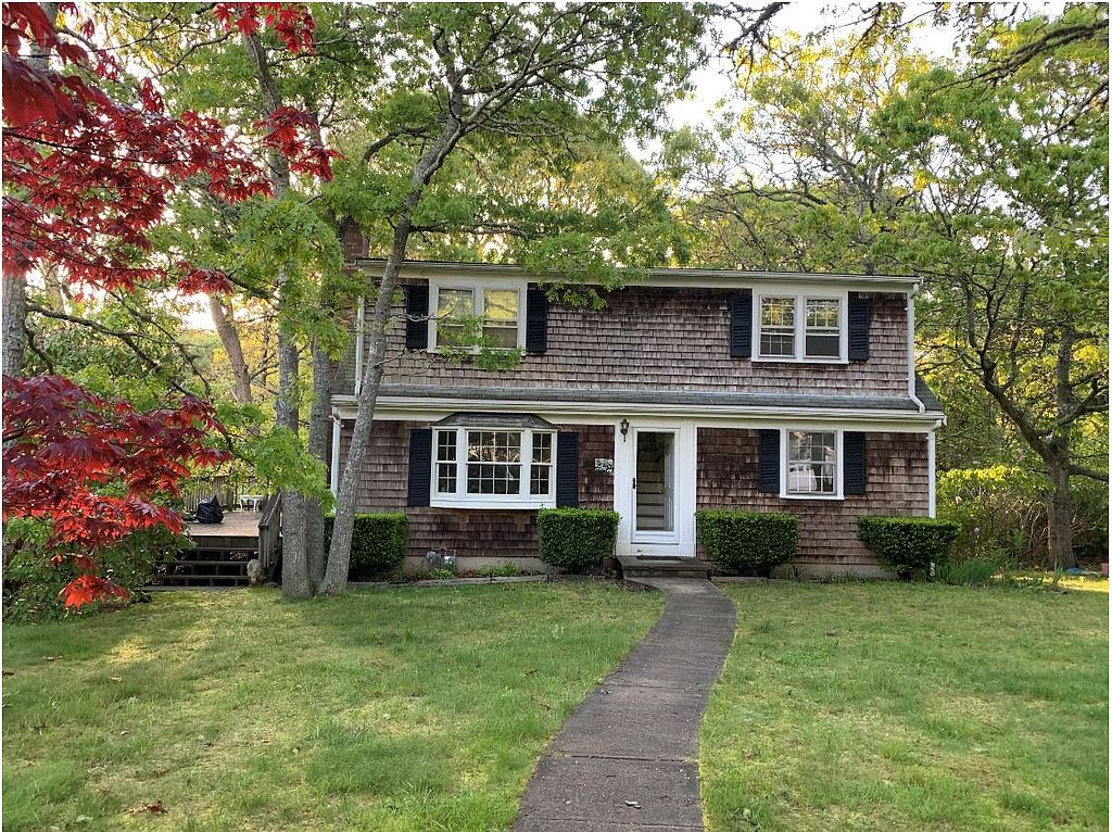 22 Tern Rd, South Yarmouth, MA 02664