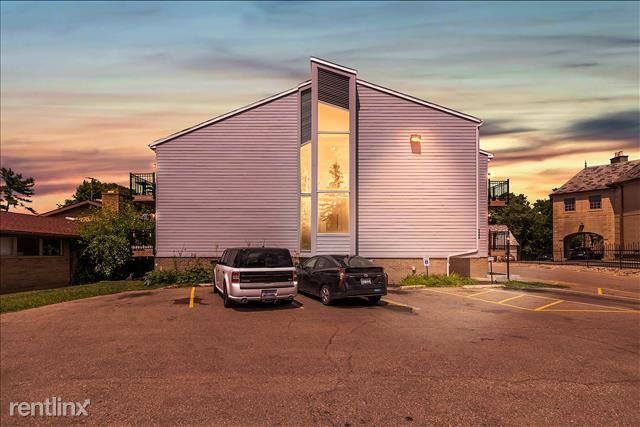 720 W Michigan Ave, Jackson, MI 49201
