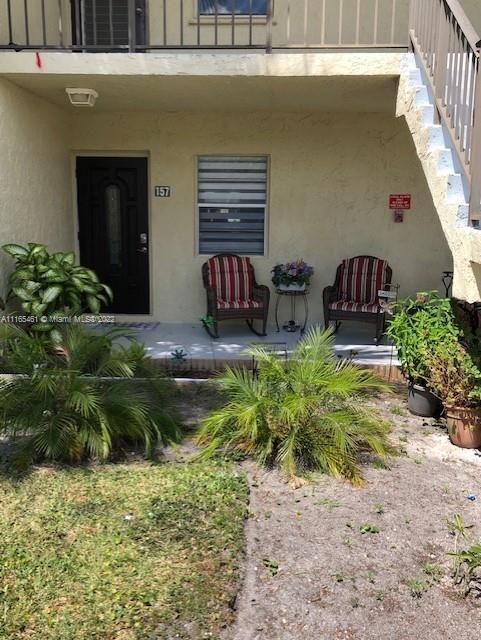 154 Lake Meryl Dr #157, West Palm Beach, FL 33411