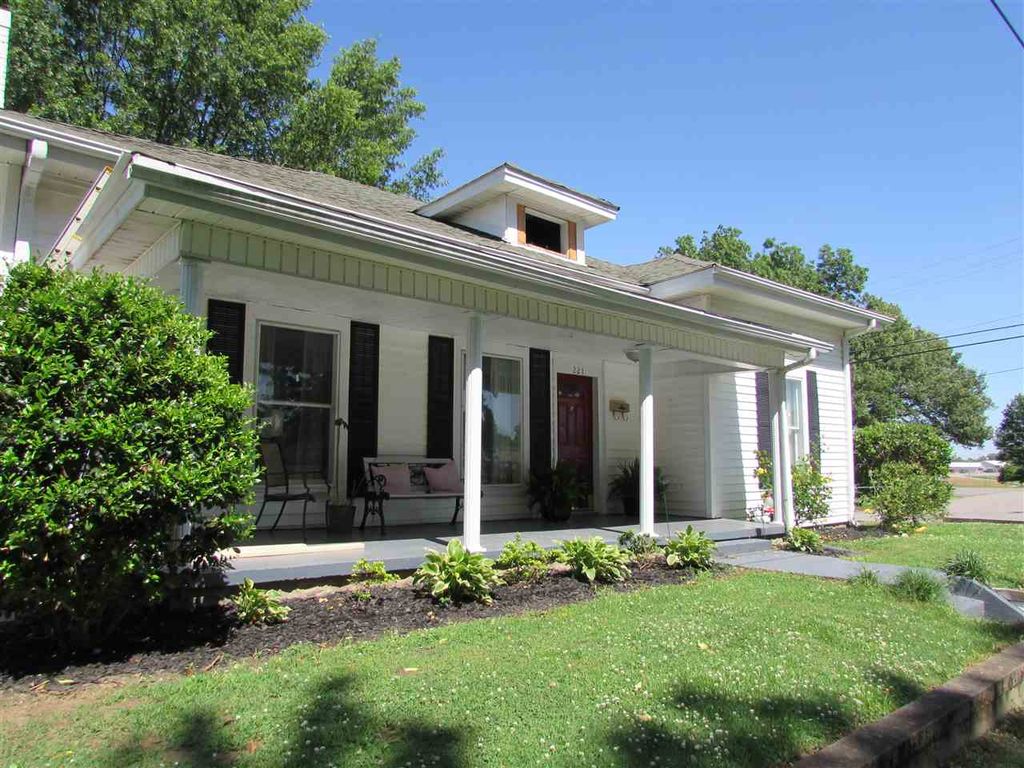 221 Sycamore St, Newbern, TN 38059 Trulia