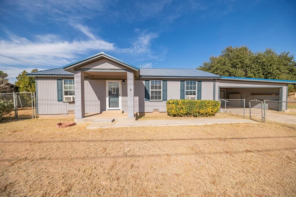 1912 W County Road 130, Midland, TX 79706