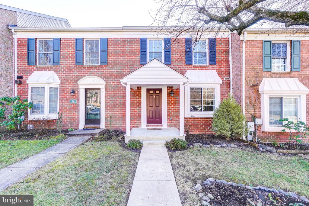 22 Marshs Victory Ct, Catonsville, MD 21228