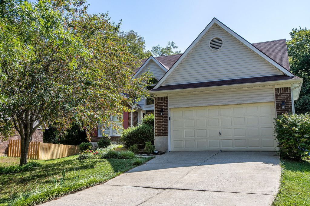 3820 Bingham Dr, Lexington, KY 40514