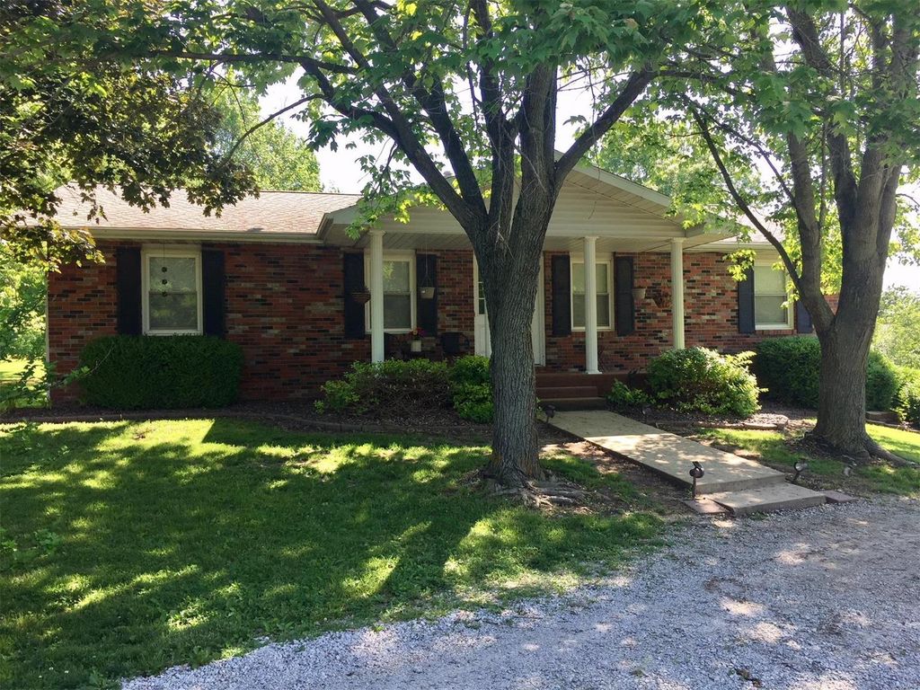 2204 Kim Dr, Vandalia, IL 62471 Trulia