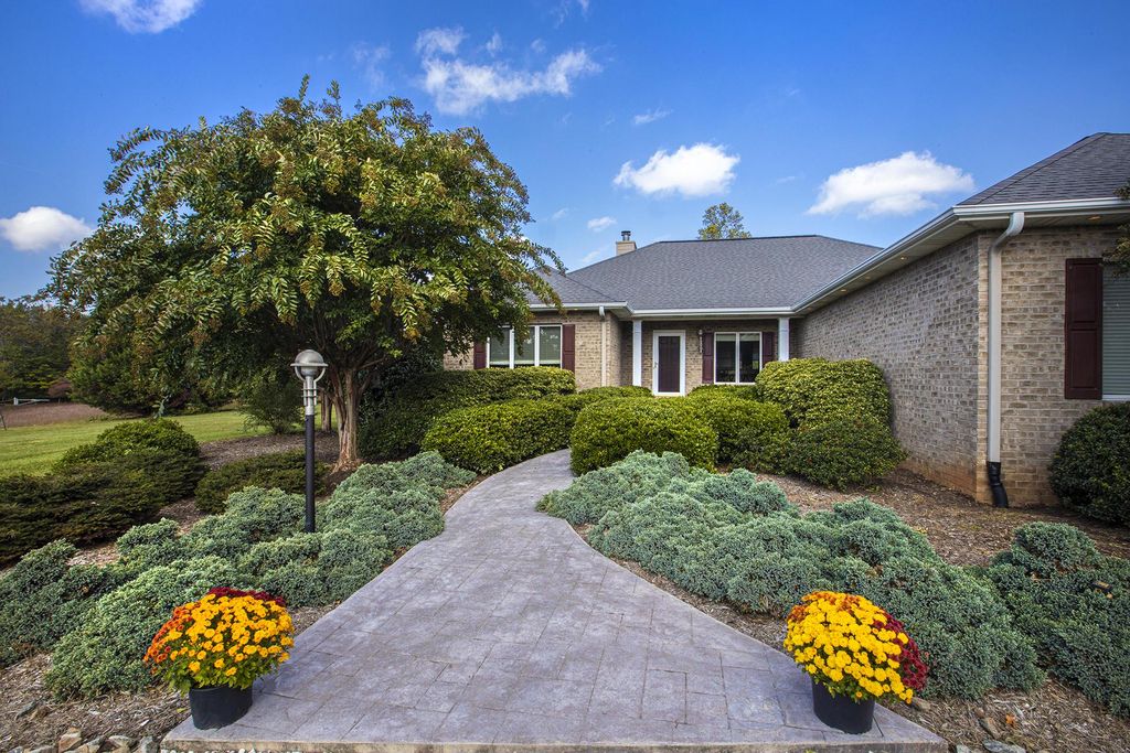 5620 Smith Mountain Rd, Penhook, VA 24137 Trulia