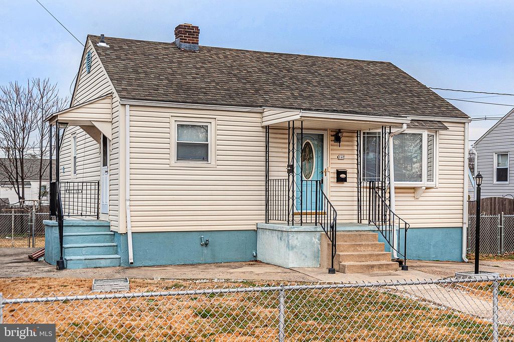 14 Princeton Ave, Bellmawr, NJ 08031