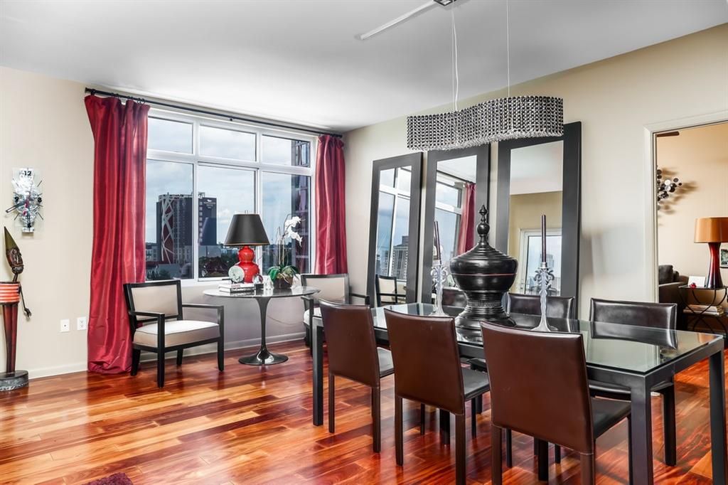 54 Rainey St #1118, Austin, TX 78701
